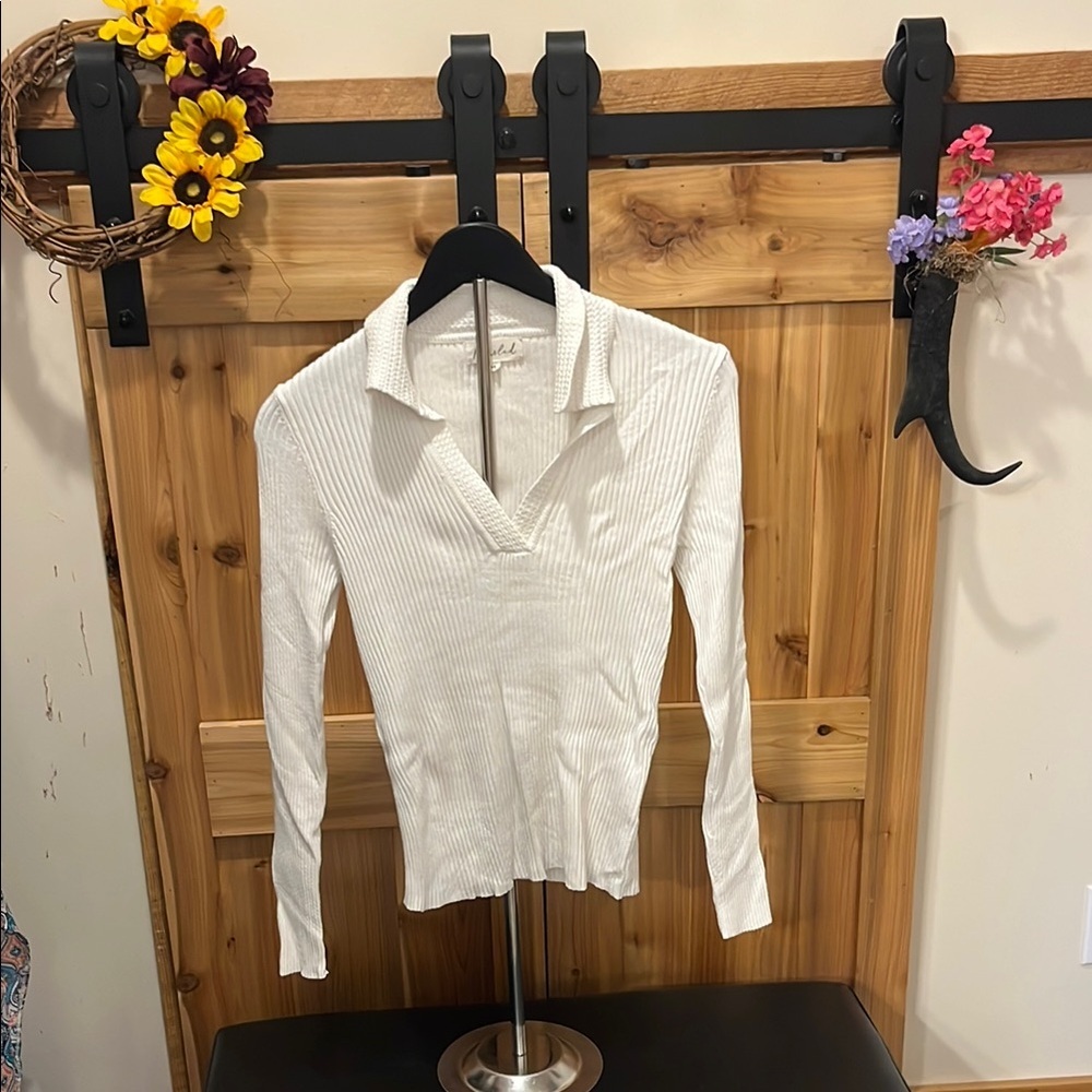 Marled White Ribbed Long Sleeve Top